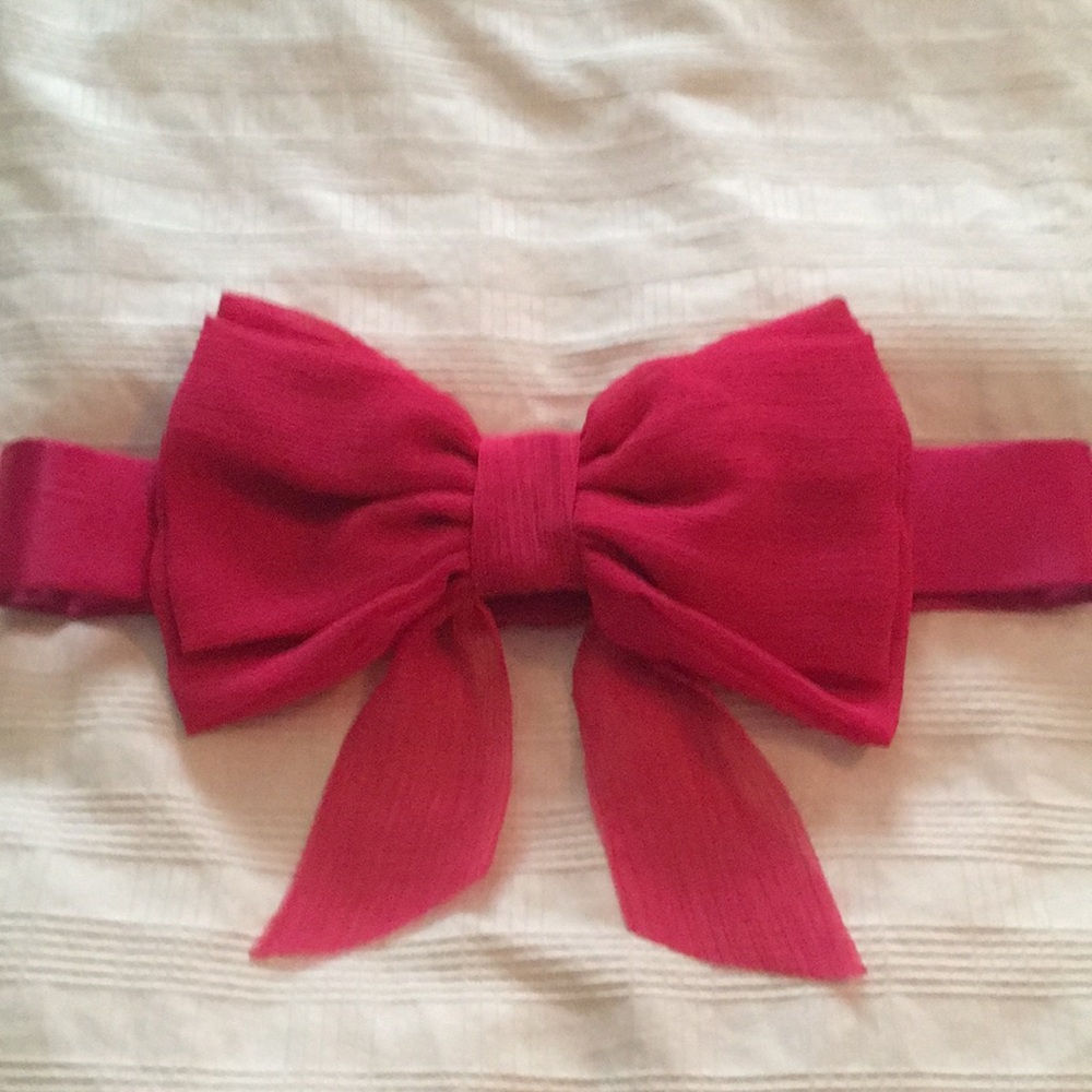 H&M Bold Pink Bow Belt